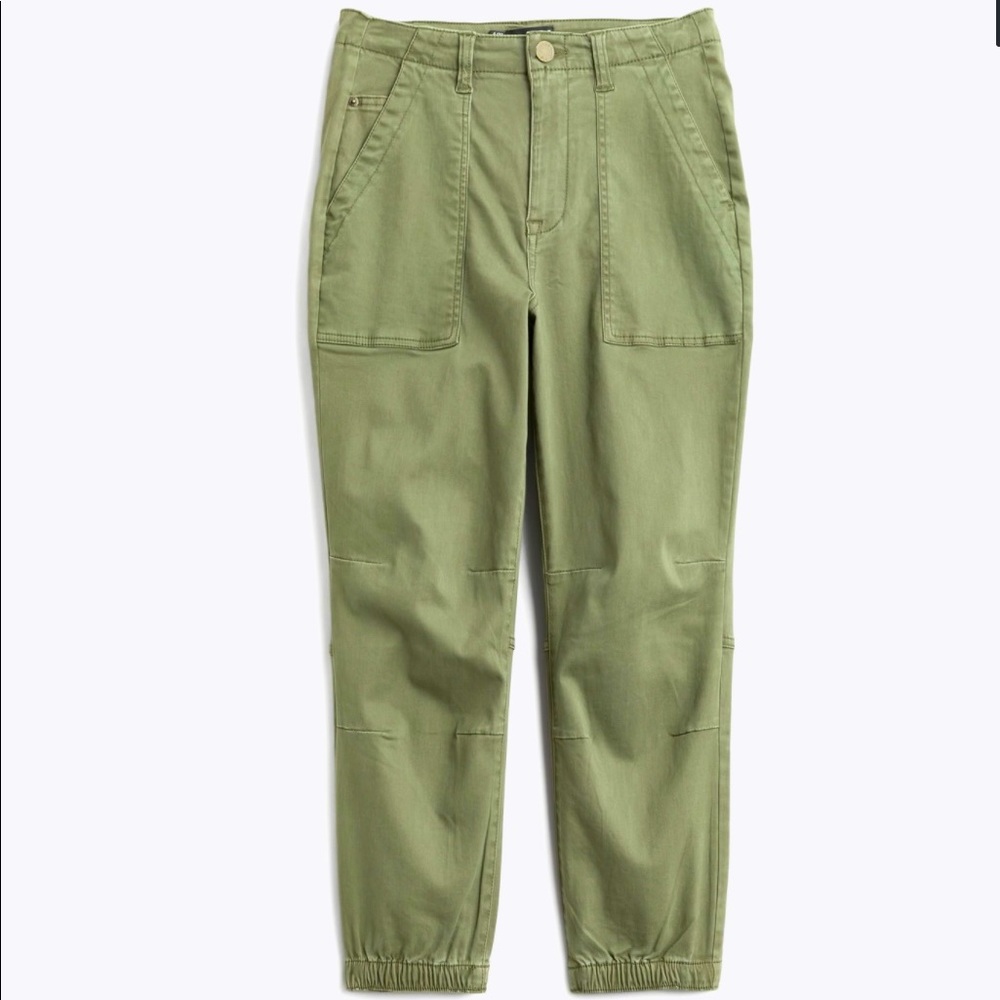 Women’s Olive Twill Joggers, size 10, NWT